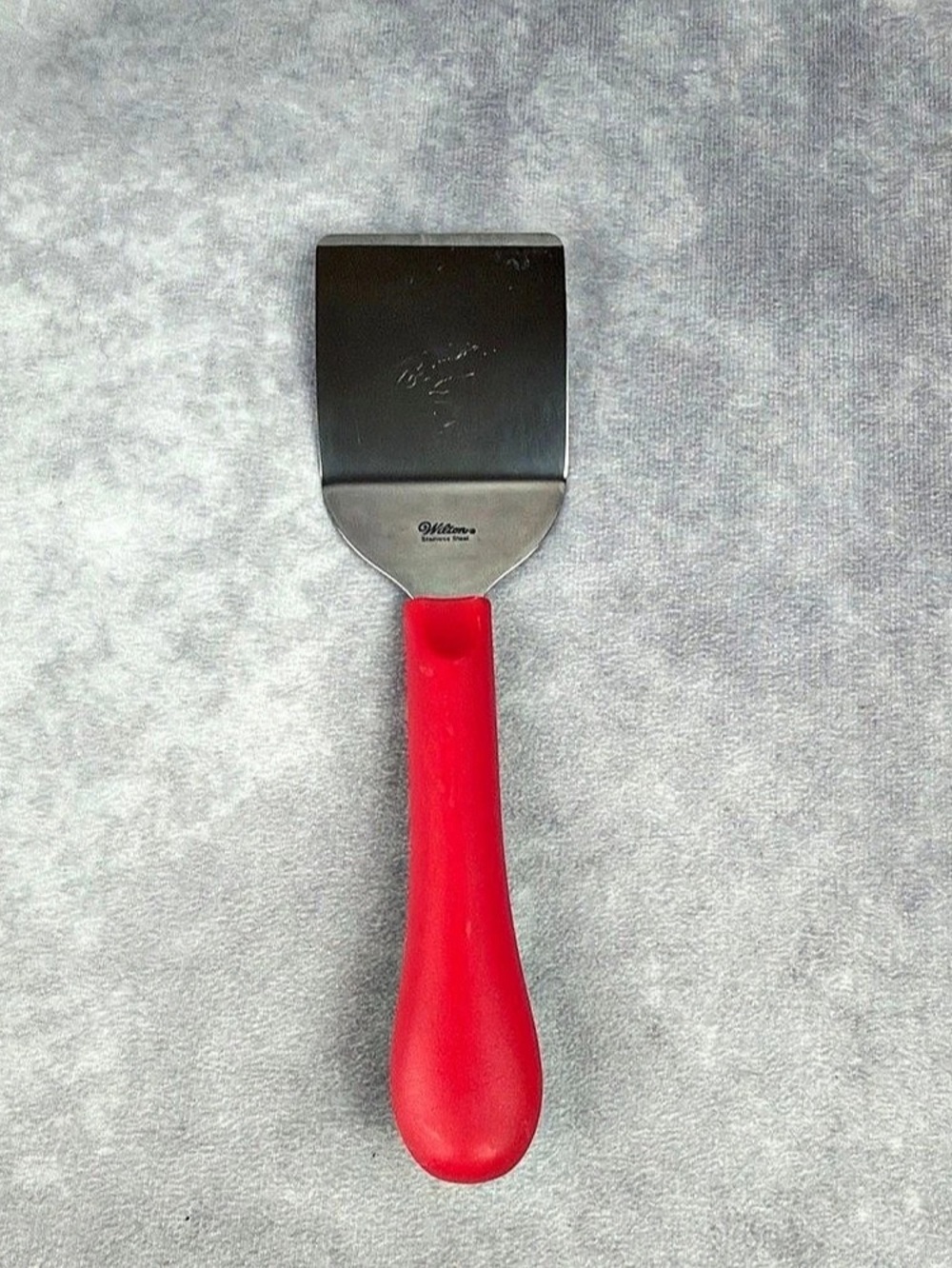 Wilton Cookie Spatula Turner Stainless Steel Red Handle Cake Server